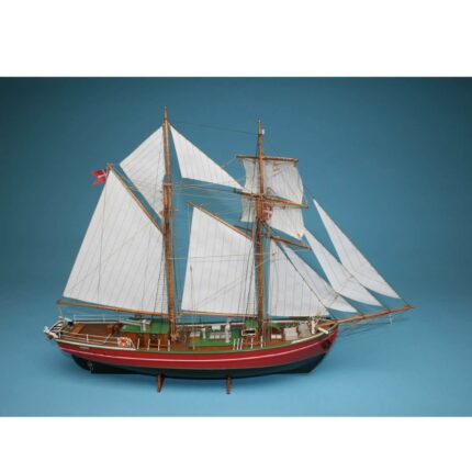 MAQUETTE BATEAU EN BOIS : LILLA DAN - Billing boats